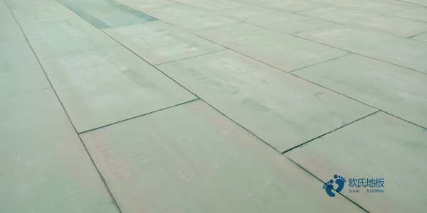 松木體育籃球木地板維護保養