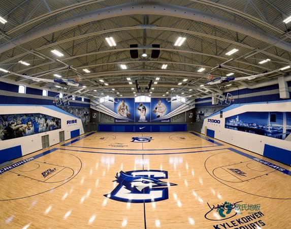 楓樺木籃球館地板保養