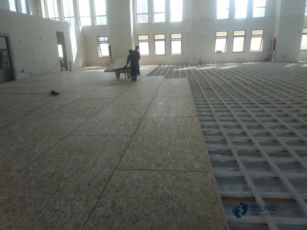 楓樺木體育場地地板廠家報價