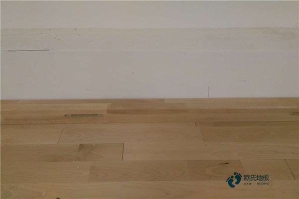 單層龍骨運(yùn)動(dòng)館地板廠家報(bào)價(jià)