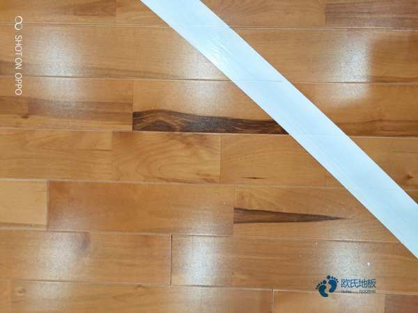 雙層龍骨體育場木地板怎么保養