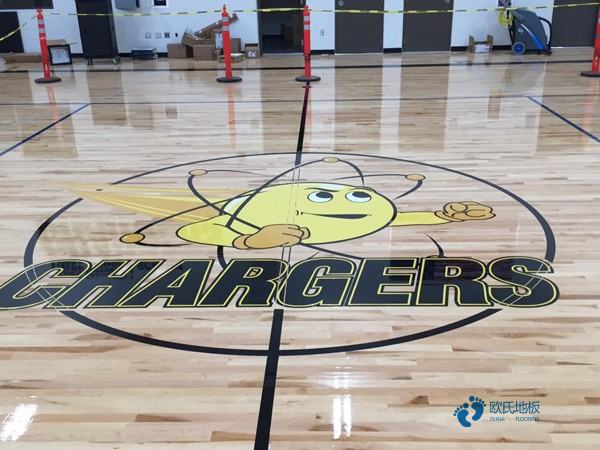 學校籃球體育木地板施工