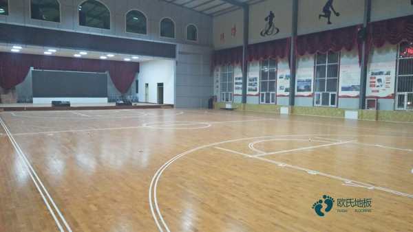 雙層龍骨運動體育木地板維護保養