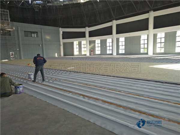 學(xué)校籃球場(chǎng)館地板何處買