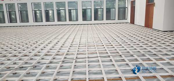 批發(fā)體育籃球木地板哪個(gè)牌子性價(jià)比高