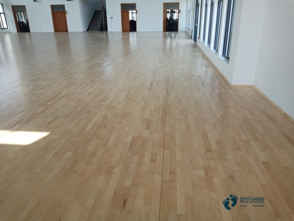 批發體育籃球木地板多少錢