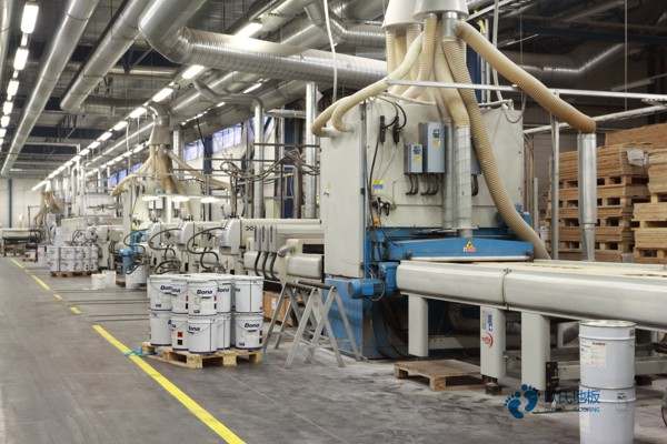 那里有體育籃球木地板價錢