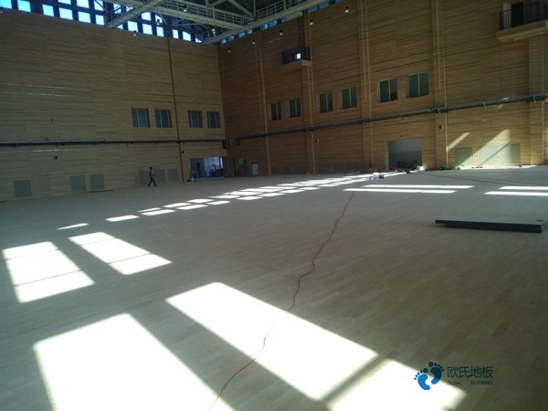 普通籃球木地板價格表