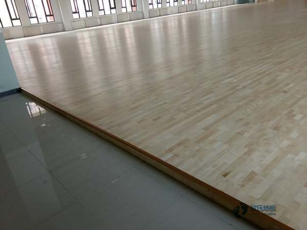 批發籃球木地板大概多少錢