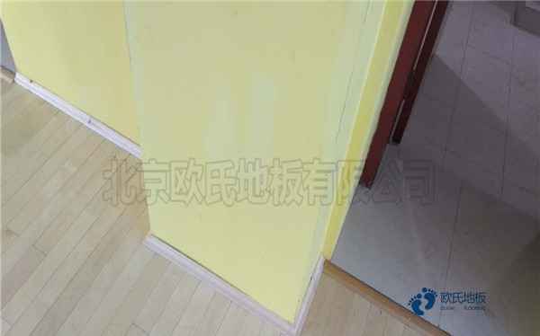 中學籃球木地板3