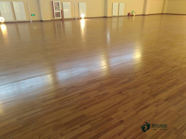 中等籃球木地板價錢