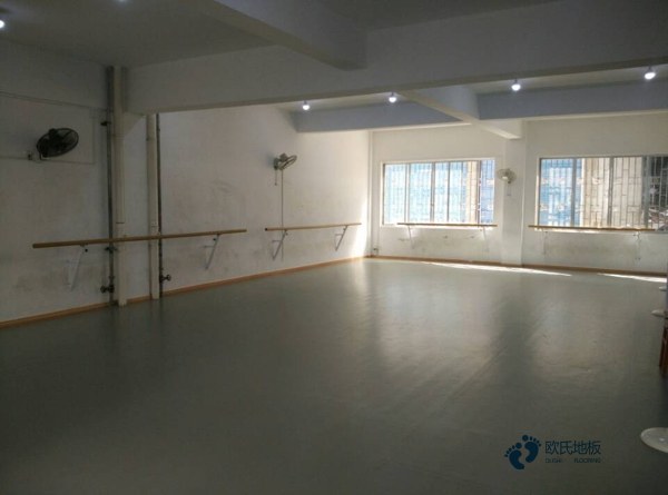 體育場館木地板修復2