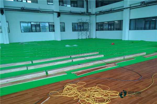 定制籃球運(yùn)動(dòng)地板牌子3