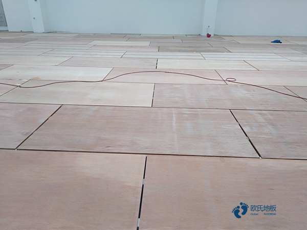 20厚體育籃球木地板品牌哪個好3