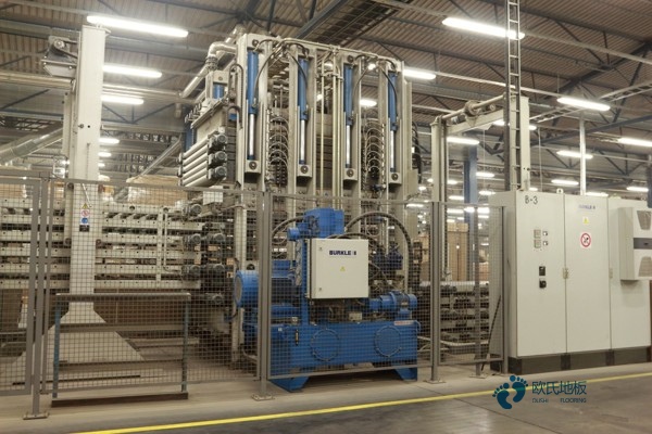 國產體育場地地板施工方案3