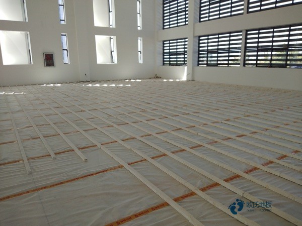 質量好籃球場地地板施工步驟3