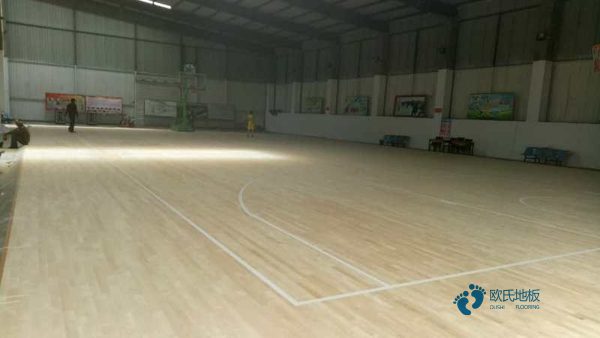 國產運動場地木地板施工3